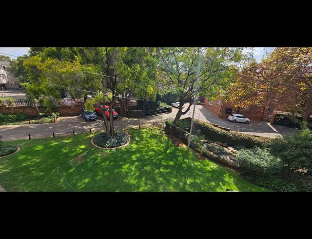 2 BEDROOM TOWNHOUSE FOR SALE IN SOUTH CREST